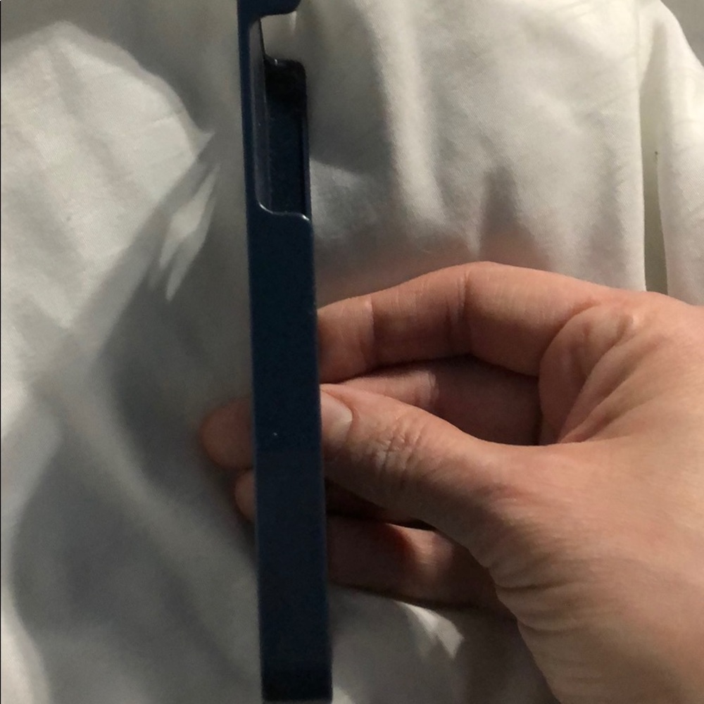 2 Coach iPhone 5/5s Cases🤑 - Picture 6 of 6